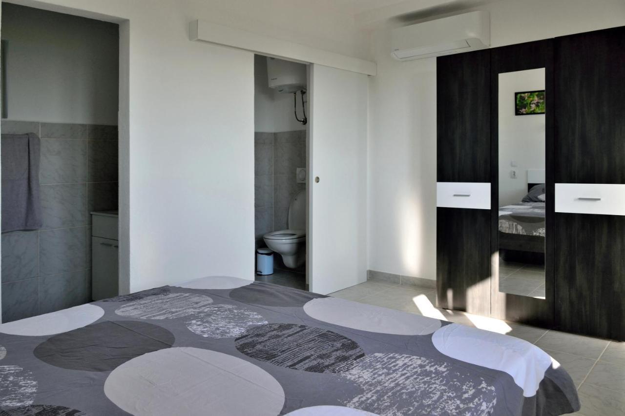 Blizna Donja B&B On The Rocks المظهر الخارجي الصورة